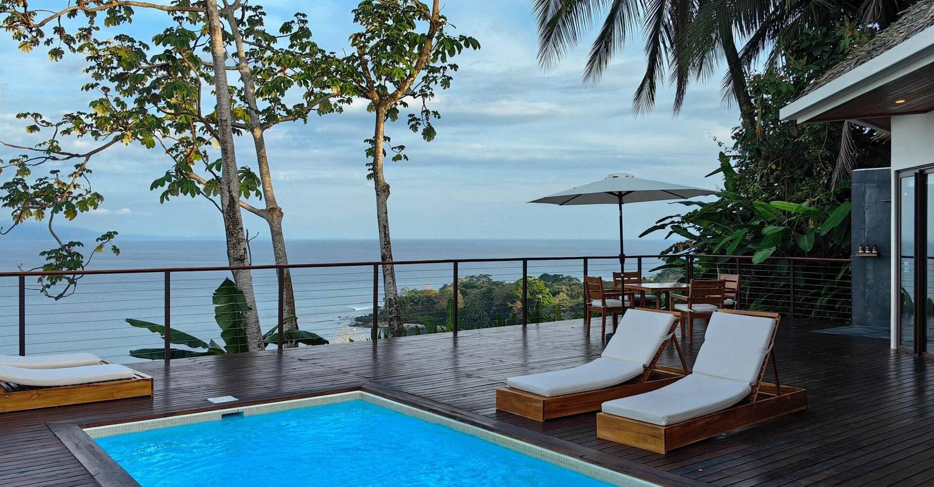 Costa Rica, Lapa Rios, Rainforest Bungalow Abendstimmung, Latin America Tours