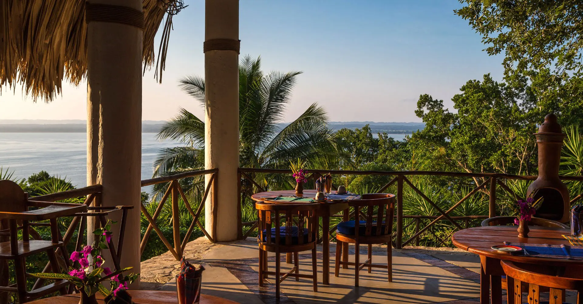 Guatemala, La Lancha, Restaurant, Latin America Tours