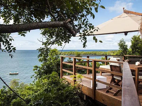 Kolumbien, Reise planen in 5 Schritten, Isla Baru, Las Islas, Terrasse Baumkronen Bungalow, Latin America Tours
