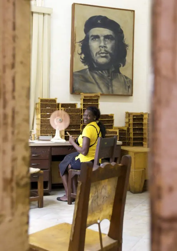 Kuba, Havanna, Zigarrenfrau, Zigarrenfabrik, Latin America Tours