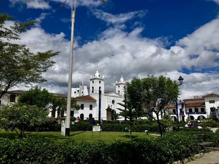 Peru, Chachapoyas, Dorf Kirche, Latin America Tours, Reisen