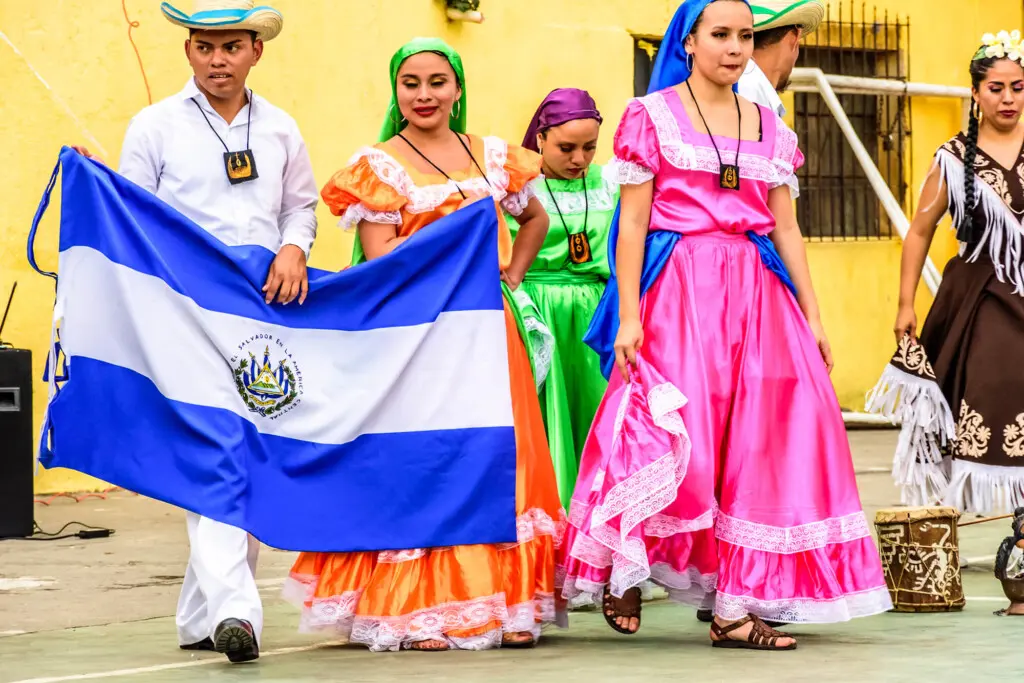 El Salvador, Kultur, Latin America Tours