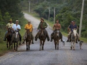 Kuba, Vinales, Tabakbauer auf Pferden, Kuba Reise planen, Latin America Tours