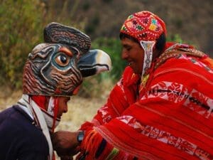 Peru, Indios in Tracht, Reise planen, Latin America Tours