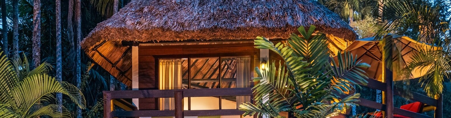 Belize, Chaa Creek Lodge, Cottage bei Nacht, Latin America Tours