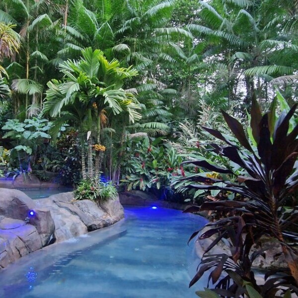 Costa Rica, Felspool in Tropenlandschaft, Latin America Tours, Reisen