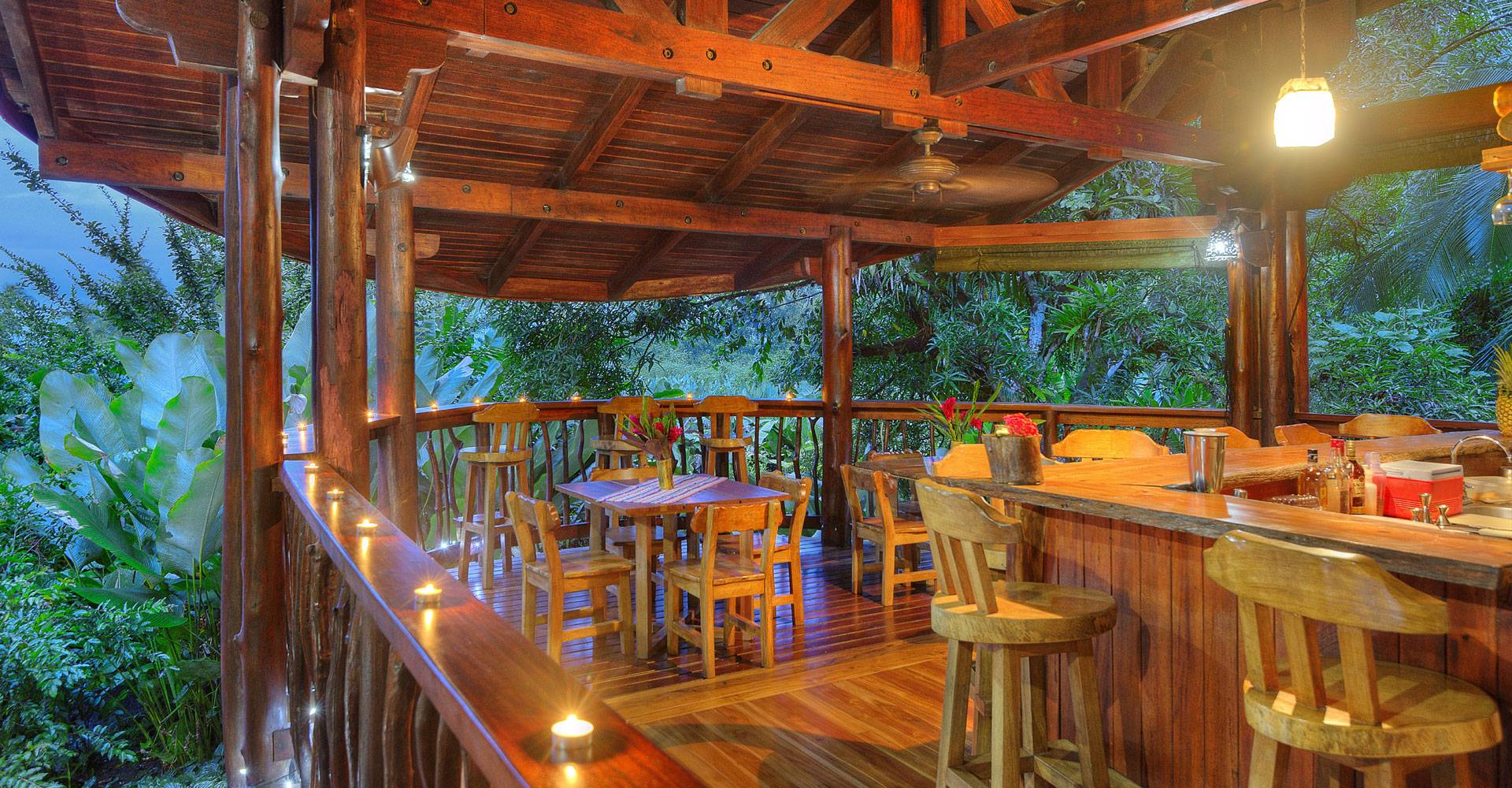 Costa Rica, Playa Nicuesa Lodge, Restaurant, Bar, Latin America Tours