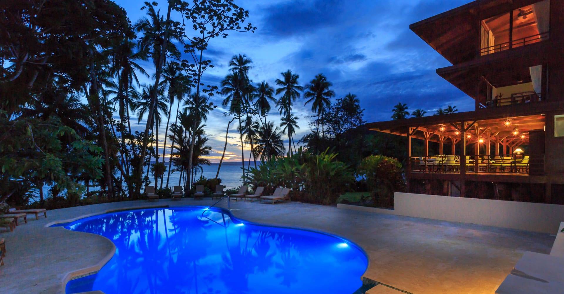 Costa Rica, Playa Cativo Lodge, Abendstimmung Pool, Latin America Tours